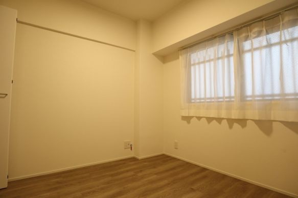 apartment 東京都渋谷区千駄ヶ谷４丁目19-18