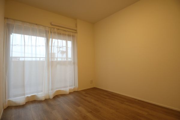 apartment 東京都渋谷区千駄ヶ谷４丁目19-18