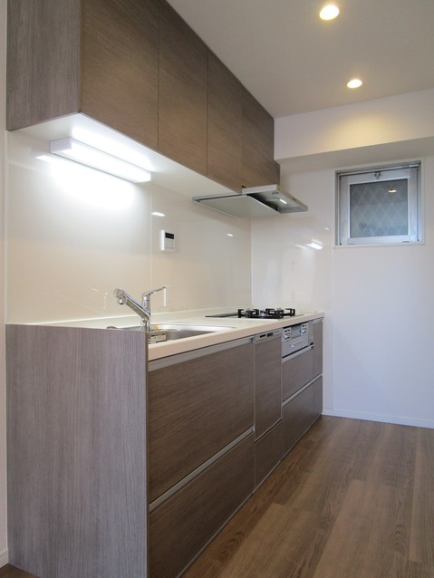 apartment 東京都渋谷区千駄ヶ谷４丁目19-18