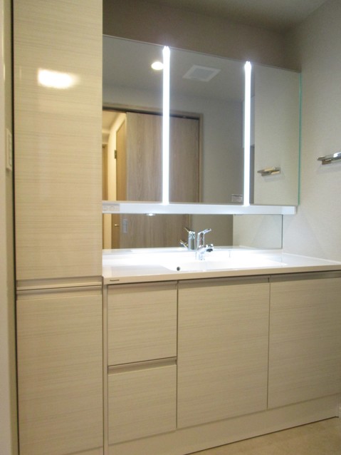 apartment 東京都渋谷区千駄ヶ谷４丁目19-18