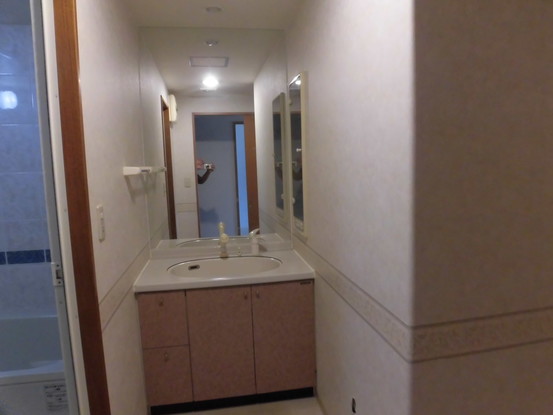 apartment 東京都渋谷区千駄ヶ谷４丁目19-18