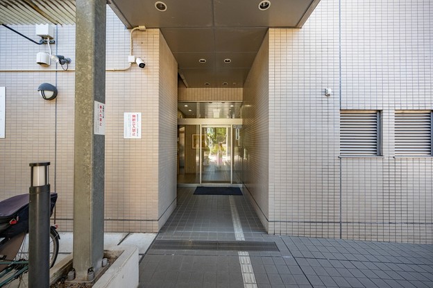 apartment 東京都渋谷区千駄ヶ谷４丁目19-18
