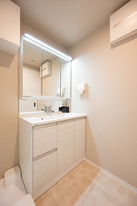 apartment 東京都渋谷区千駄ヶ谷４丁目19-18