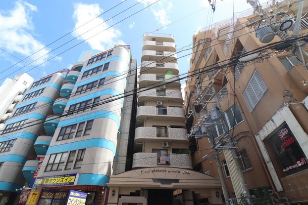 apartment 東京都渋谷区千駄ヶ谷４丁目19-18