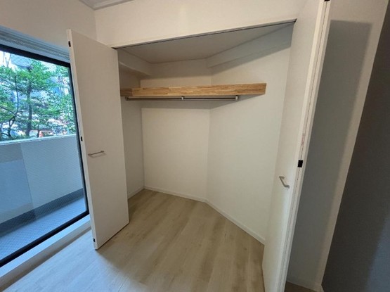 apartment 東京都新宿区四谷４丁目28-20 パレエテルネル403号室