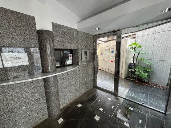 apartment 東京都新宿区四谷４丁目28-20 パレエテルネル403号室