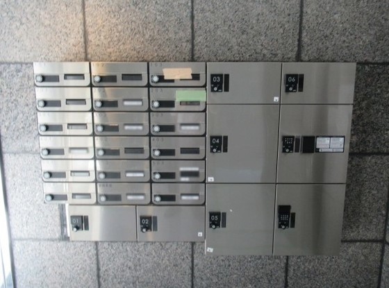 apartment 東京都新宿区四谷４丁目28-20 パレエテルネル403号室