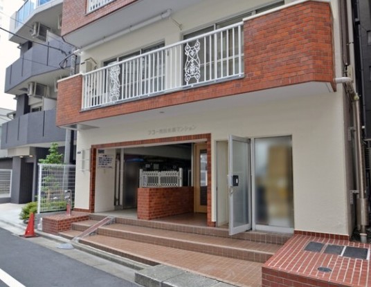 apartment 東京都新宿区四谷４丁目28-20 パレエテルネル403号室