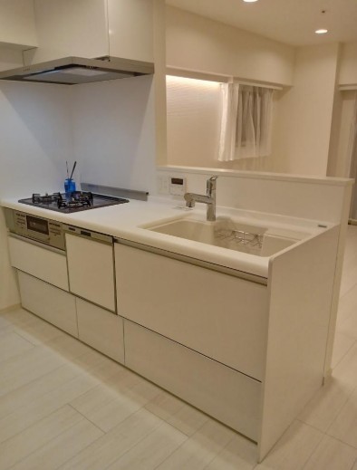 apartment 東京都新宿区四谷４丁目28-20 パレエテルネル403号室