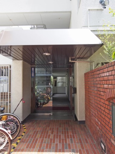 apartment 東京都新宿区四谷４丁目28-20 パレエテルネル403号室