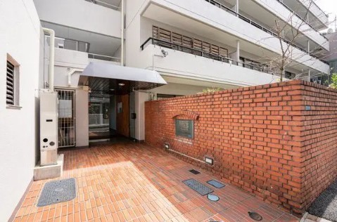 apartment 東京都新宿区四谷４丁目28-20 パレエテルネル403号室