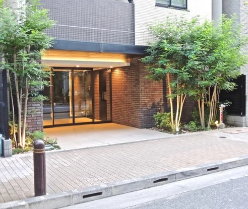 apartment 東京都新宿区四谷４丁目28-20 パレエテルネル403号室