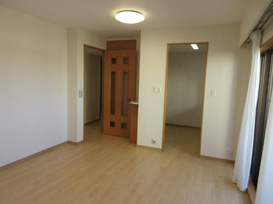 apartment 東京都新宿区四谷４丁目28-20 パレエテルネル403号室