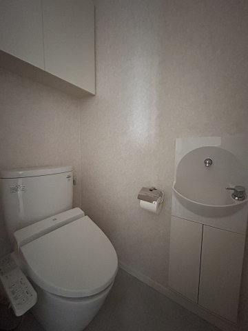 apartment 東京都新宿区四谷４丁目28-20 パレエテルネル403号室