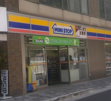 apartment 東京都新宿区四谷４丁目28-20 パレエテルネル403号室