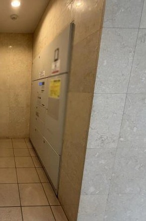 apartment 東京都新宿区四谷４丁目28-20 パレエテルネル403号室