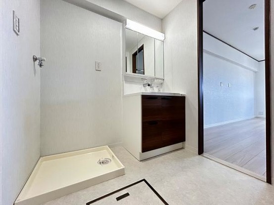 apartment 広島県東広島市西条町御薗宇6471　K・Iパレス103号室