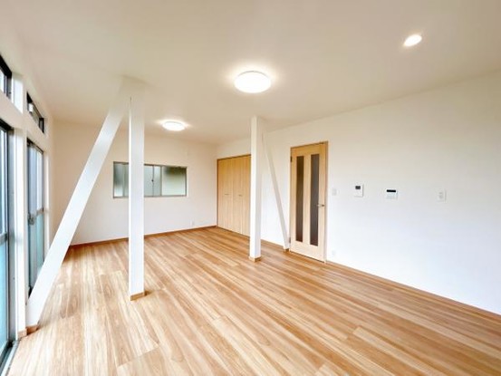 detached 埼玉県東松山市大字宮鼻1029－2高坂貸店舗