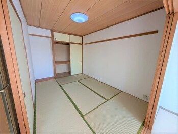 apartment 埼玉県さいたま市大宮区上小町482-2 第8横溝ビル 1F