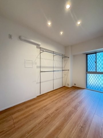 apartment 千葉県浦安市入船４丁目3-1 新浦安エスケービル1階