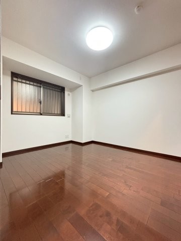 apartment 千葉県浦安市入船４丁目3-1 新浦安エスケービル1階