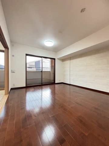 apartment 千葉県浦安市入船４丁目3-1 新浦安エスケービル1階