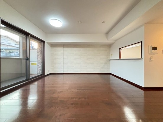 apartment 千葉県浦安市入船４丁目3-1 新浦安エスケービル1階