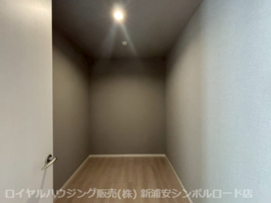 apartment 千葉県浦安市入船４丁目3-1 新浦安エスケービル1階