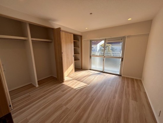 apartment 千葉県浦安市入船４丁目3-1 新浦安エスケービル1階