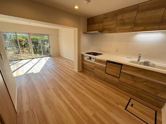 apartment 千葉県浦安市入船４丁目3-1 新浦安エスケービル1階