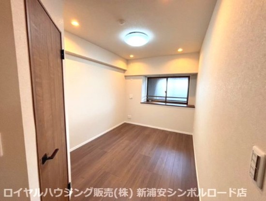 apartment 千葉県浦安市入船４丁目3-1 新浦安エスケービル1階