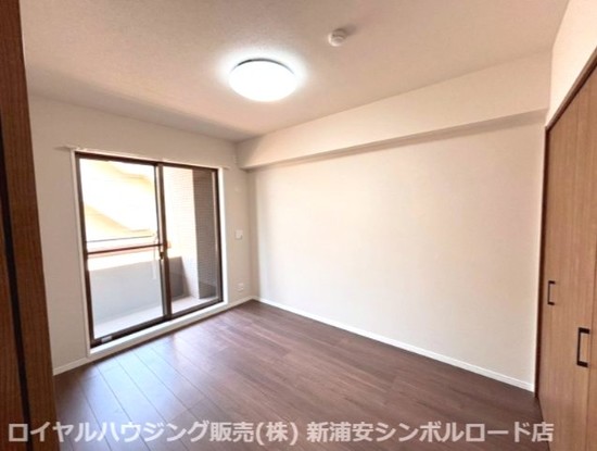 apartment 千葉県浦安市入船４丁目3-1 新浦安エスケービル1階