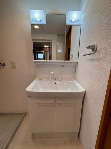 apartment 千葉県浦安市入船４丁目3-1 新浦安エスケービル1階