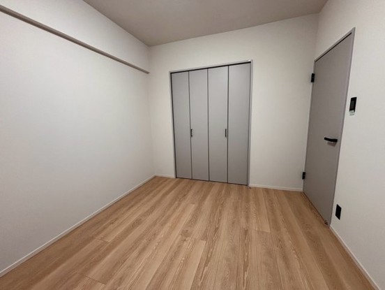 apartment 千葉県浦安市入船４丁目3-1 新浦安エスケービル1階