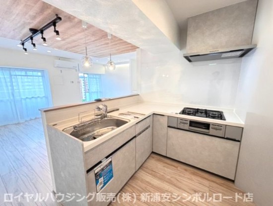 apartment 千葉県浦安市入船４丁目3-1 新浦安エスケービル1階