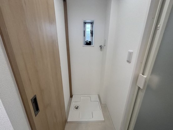 apartment 千葉県千葉市美浜区高洲１丁目22-23 稲毛海岸ニイクラビル1階