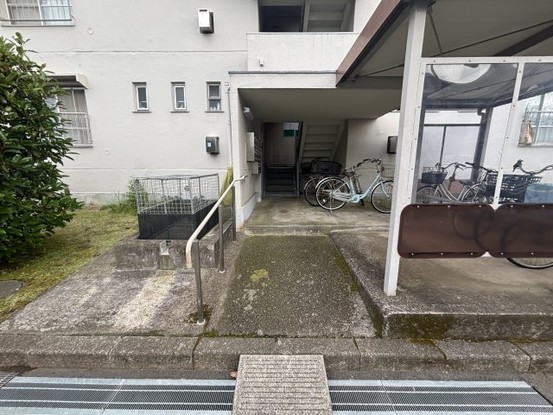 apartment 千葉県千葉市美浜区高洲１丁目22-23 稲毛海岸ニイクラビル1階