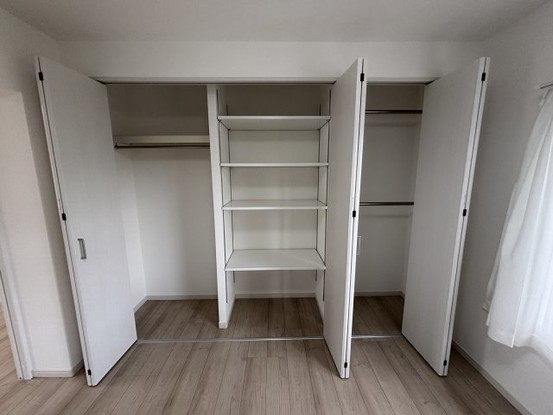 apartment 千葉県千葉市美浜区高洲１丁目22-23 稲毛海岸ニイクラビル1階