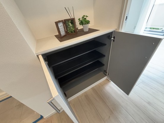 apartment 千葉県千葉市美浜区高洲１丁目22-23 稲毛海岸ニイクラビル1階