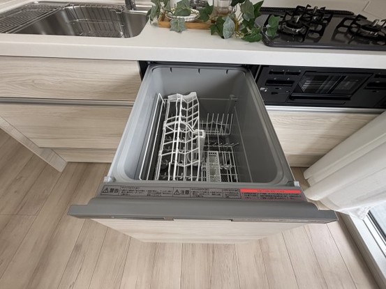 apartment 千葉県千葉市美浜区高洲１丁目22-23 稲毛海岸ニイクラビル1階
