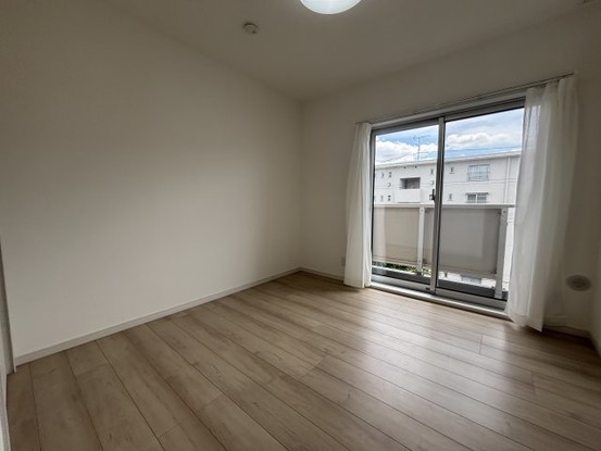 apartment 千葉県千葉市美浜区高洲１丁目22-23 稲毛海岸ニイクラビル1階