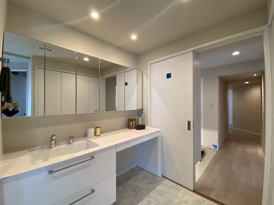 apartment 大阪府大阪市中央区淡路町３丁目6-3 御堂筋MTRビル1階