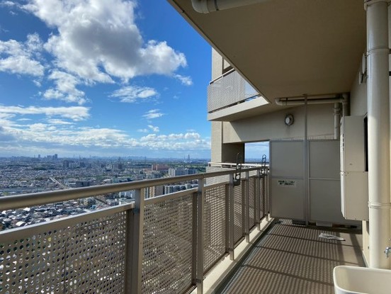 apartment 大阪府大阪市中央区淡路町３丁目6-3 御堂筋MTRビル1階