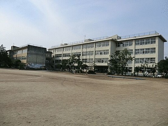 detached 千葉県鎌ケ谷市北中沢２丁目
地図を見る