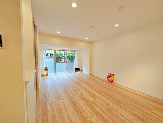 apartment 東京都武蔵野市西久保２丁目
地図を見る