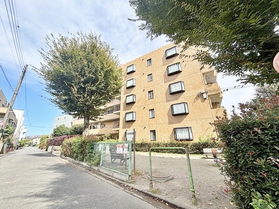 apartment 東京都小金井市緑町５丁目
地図を見る