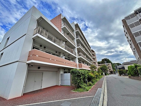 apartment 東京都小金井市貫井南町３丁目
地図を見る