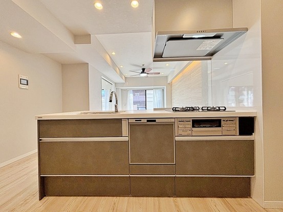 apartment 東京都新宿区上落合１丁目
地図を見る