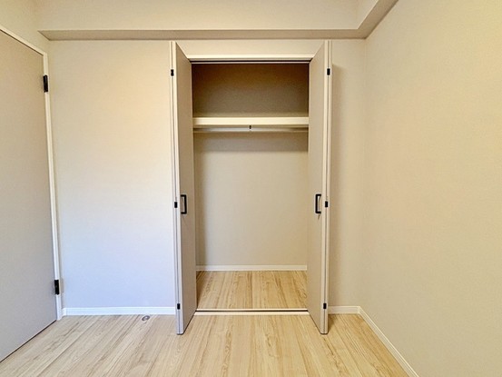 apartment 東京都新宿区上落合１丁目
地図を見る