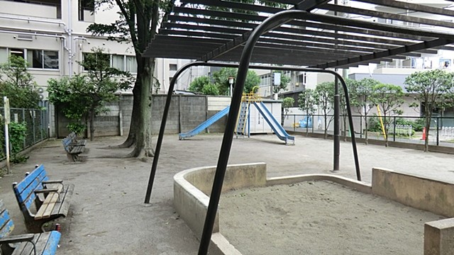 apartment 東京都中野区東中野５丁目
地図を見る